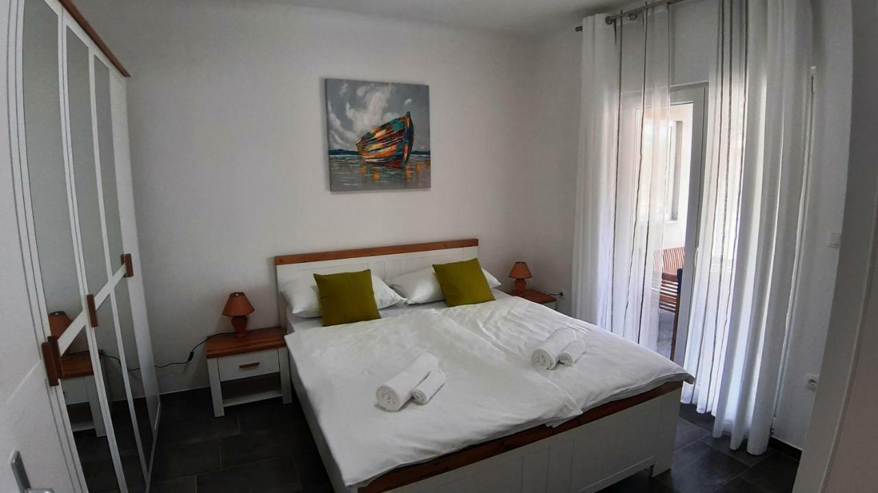 Relax Starigrad Paklenica Exterior foto