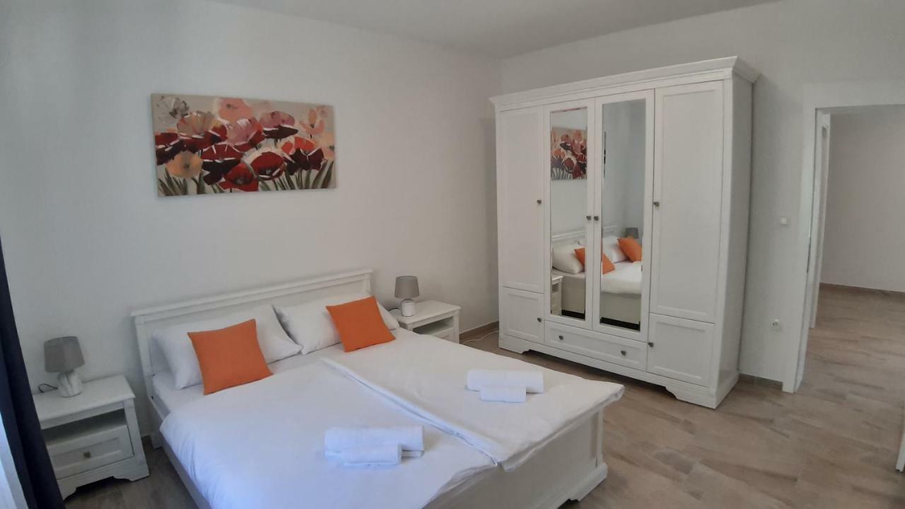 Relax Starigrad Paklenica Exterior foto